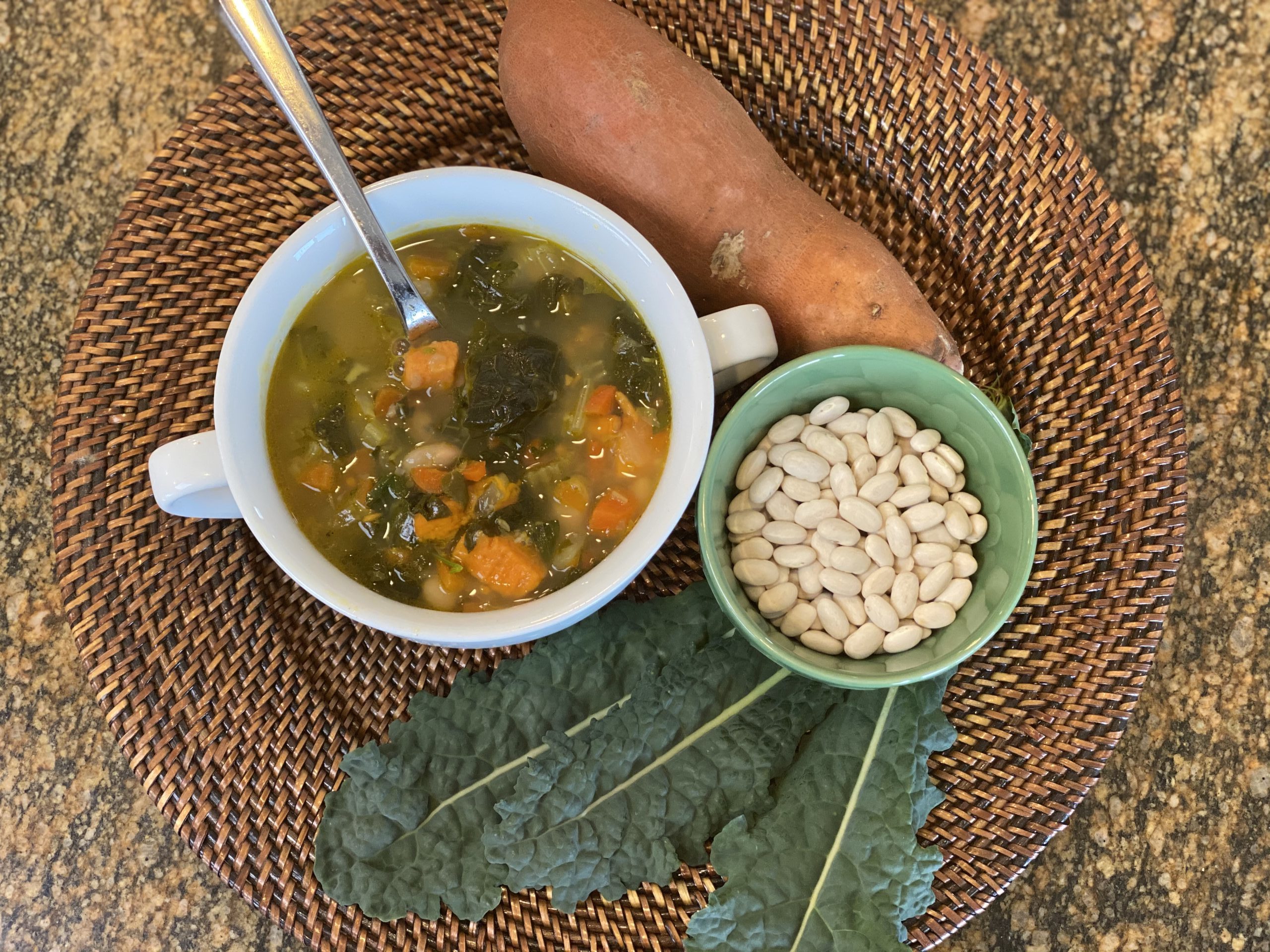 White Bean and Kale Soup – Super Yummy & Nutritious